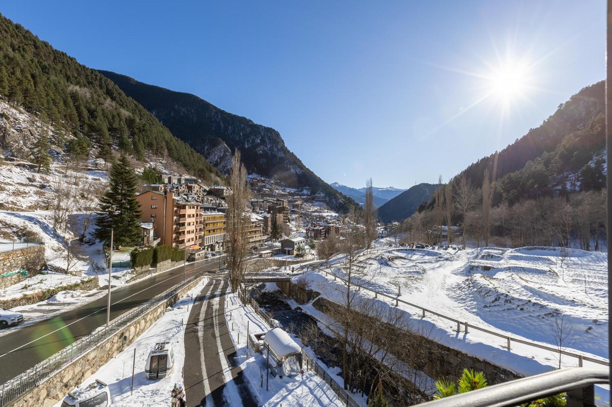 Apartaments Sant Moritz Arinsal Exterior foto
