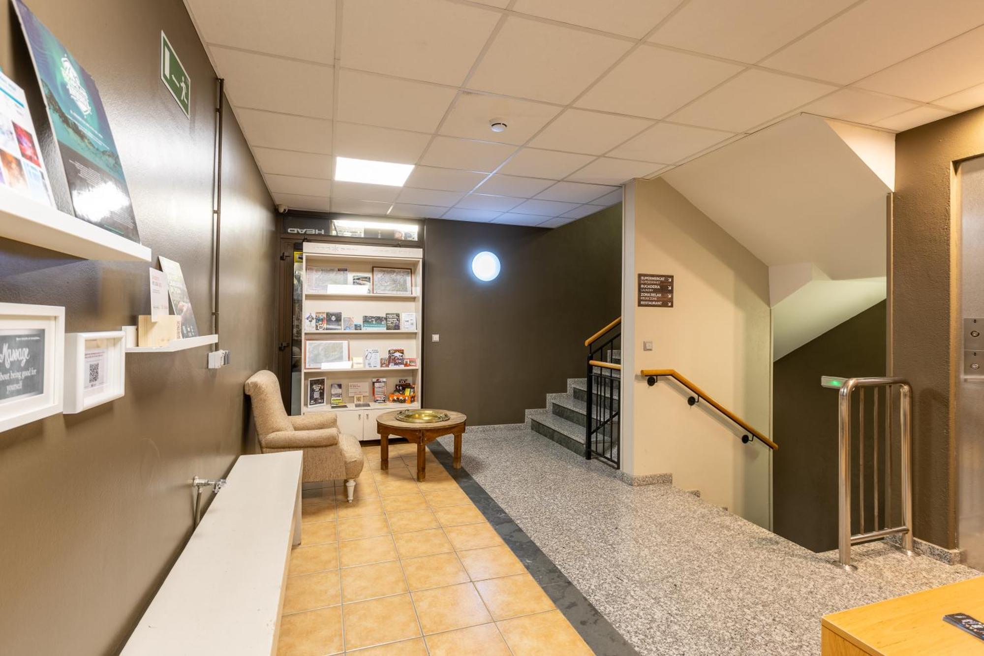 Apartaments Sant Moritz Arinsal Exterior foto